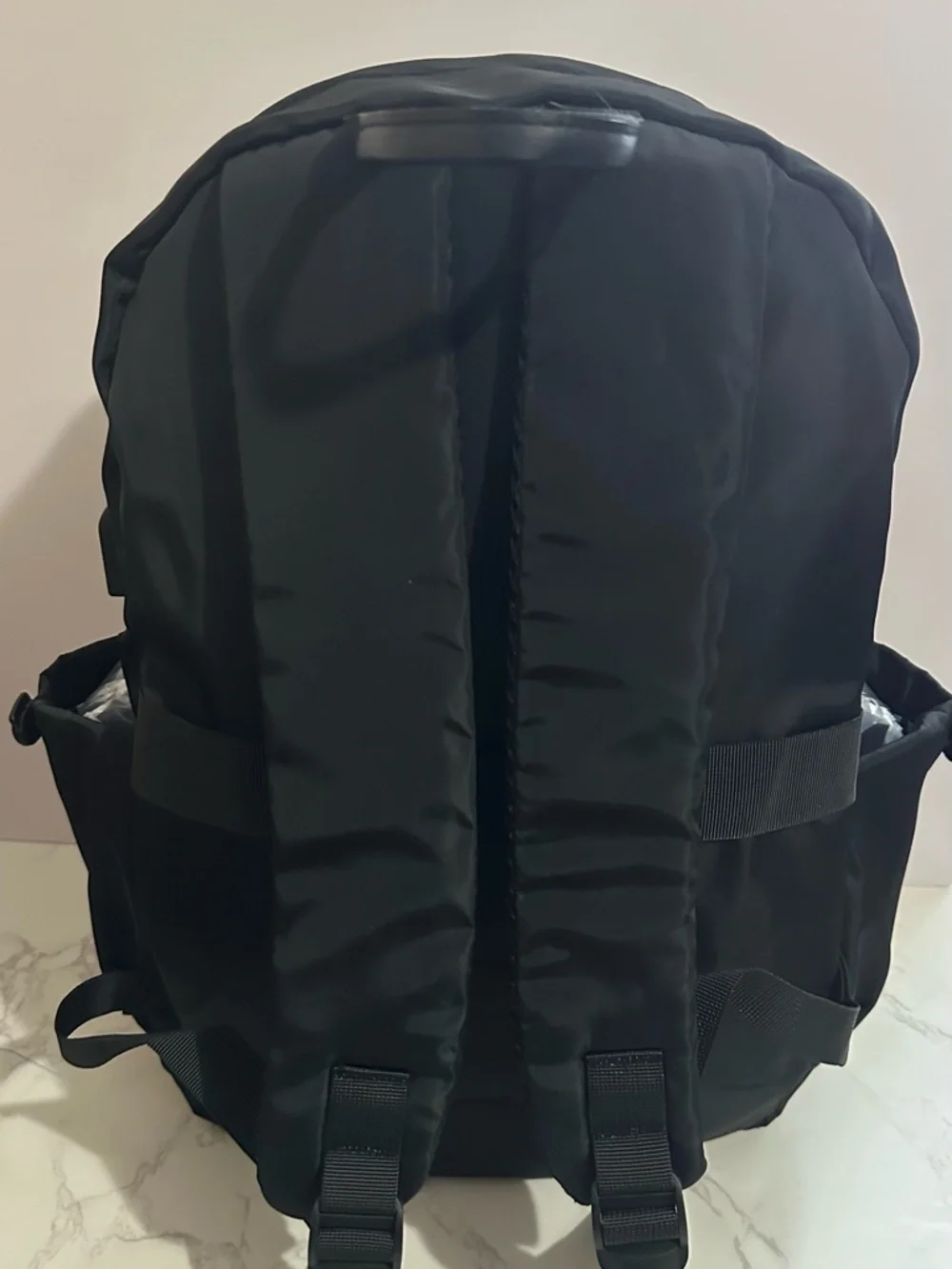 Black Men's Water-Resistant Tech Backpack Sleek Everyday Carry with USB port